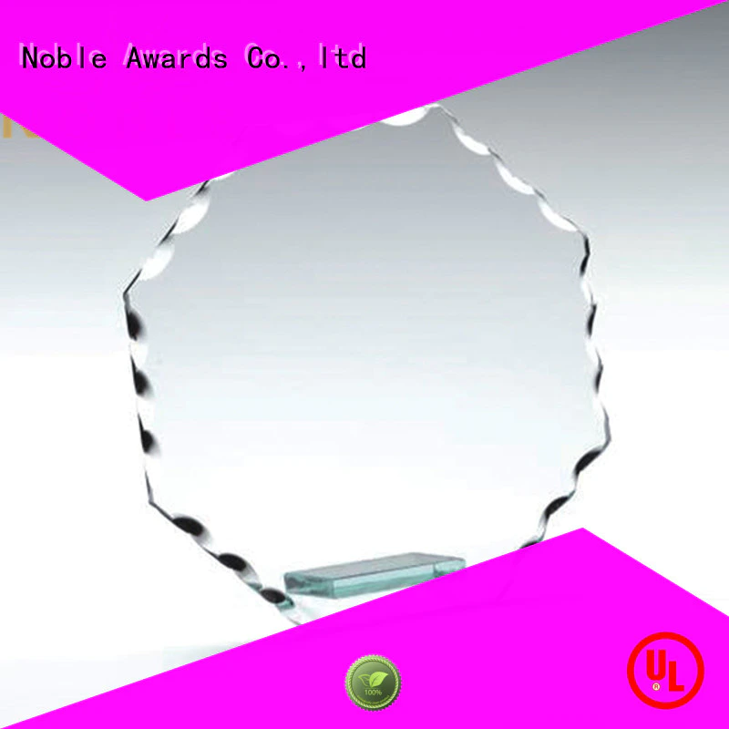 high-quality Crystal Trophy Award jade crystal free sample For Gift