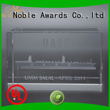 solid mesh Crystal Trophy Award premium glassfor wholesale For Sport games