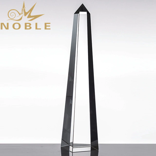 Noble Custom Engraving Crystal Obelisk Award