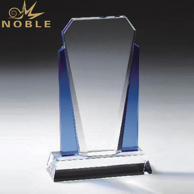 Custom Fashion Cheap Crystal Trophy Award