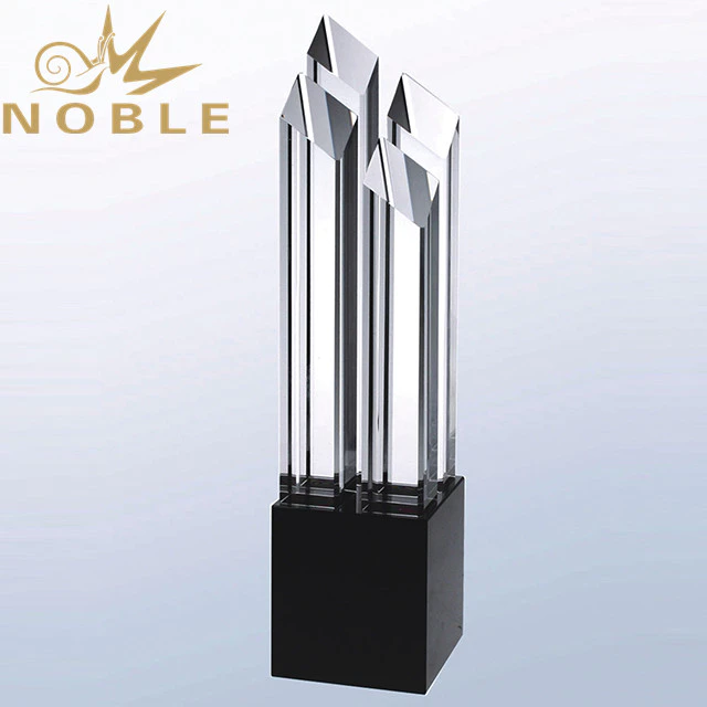 Custom Engraving Popular Design High Quality Crystal Award Trophy