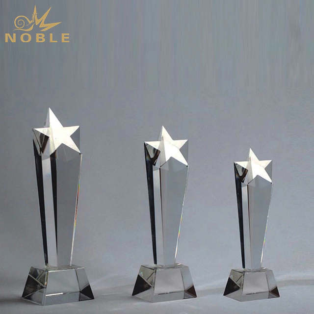 Wholesale high quality Crystal Star Trophy