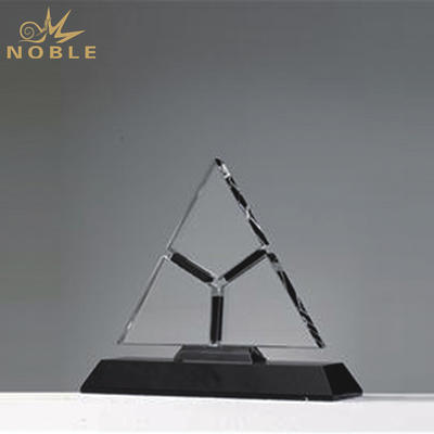 New Design Crystal Award With Engraved Logo