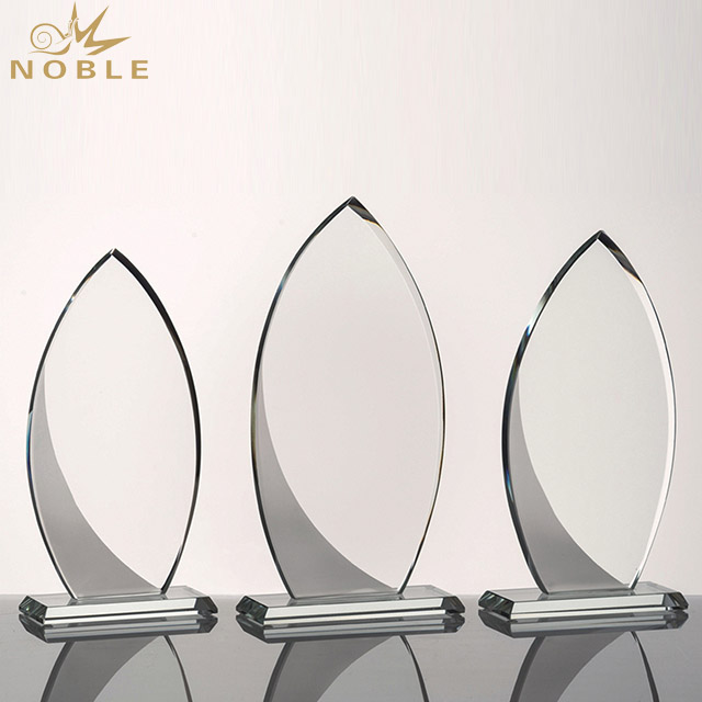 2019 Noble Wholesale Outstanding Creative Crystal Glass Trophy Award for Souvenir