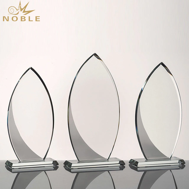 2019 Noble Wholesale Outstanding Creative Crystal Glass Trophy Award for Souvenir