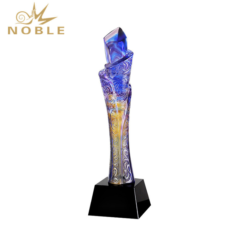 Beautiful and colorful Liuli Trophy Award Supplier