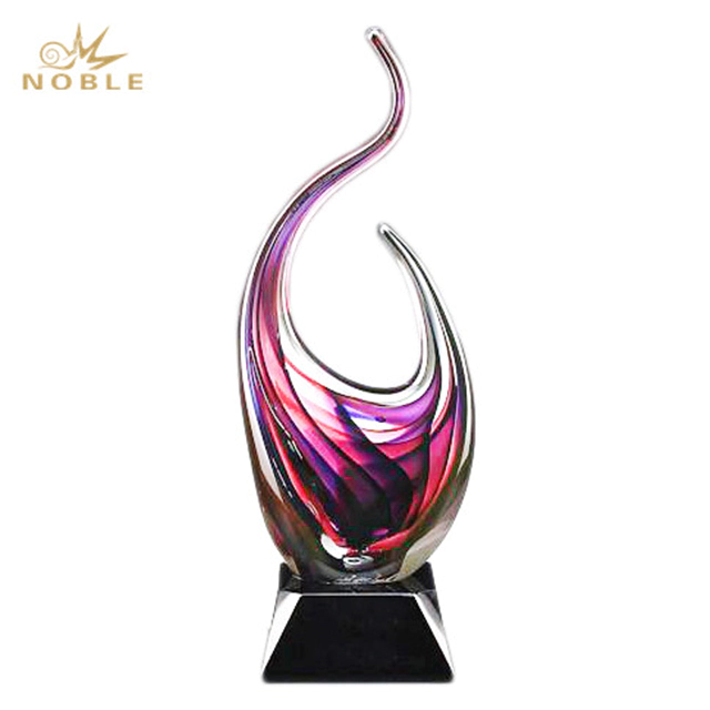 2019 Noble Colorful Special Shape Hand Blown Art Glass Trophies
