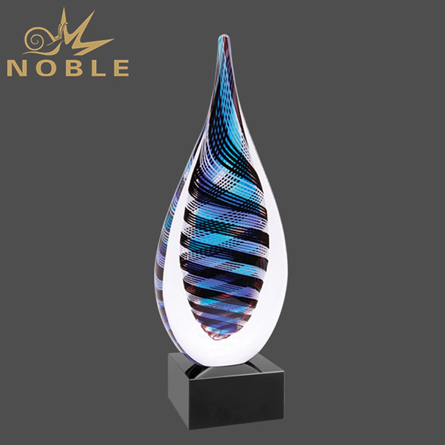 Hand Blown Free Custom Engrave Logo Art Glass Trophy