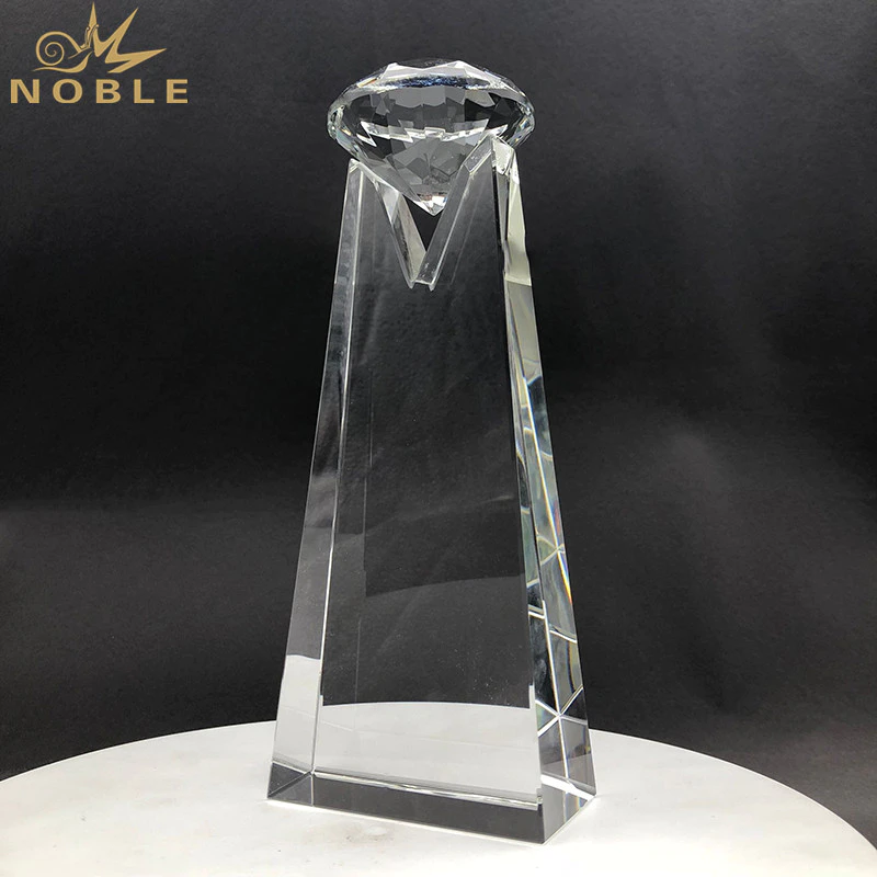 Diamond Top Crystal Trophy Awards For VIP Souvenir Gifts