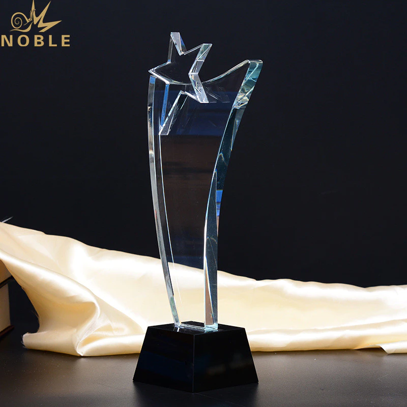 Wholesale High End Exquisite Clear Crystal Star Trophy Award