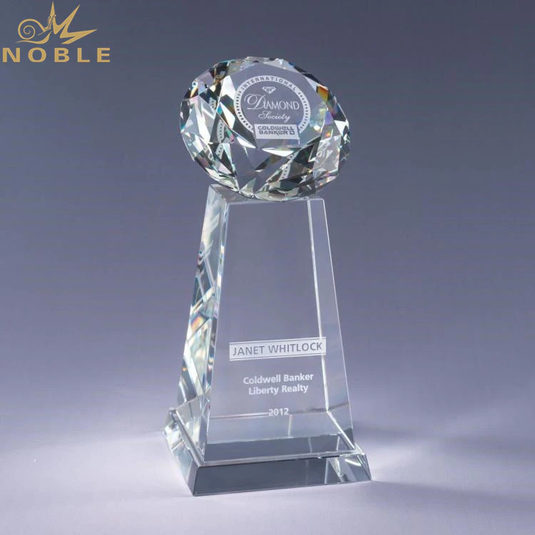 Custom Transparent Awards Crystal Diamond Trophy
