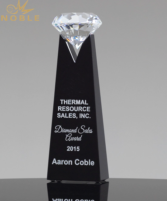 Diamond Crystal Trophy Award Customized Rising Diamond Shape Black Crystal Plaque Trophy