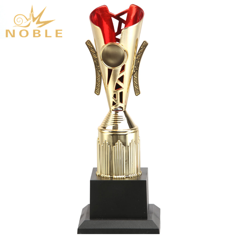 Noble Awards latest Custom trophies ODM For Gift-1