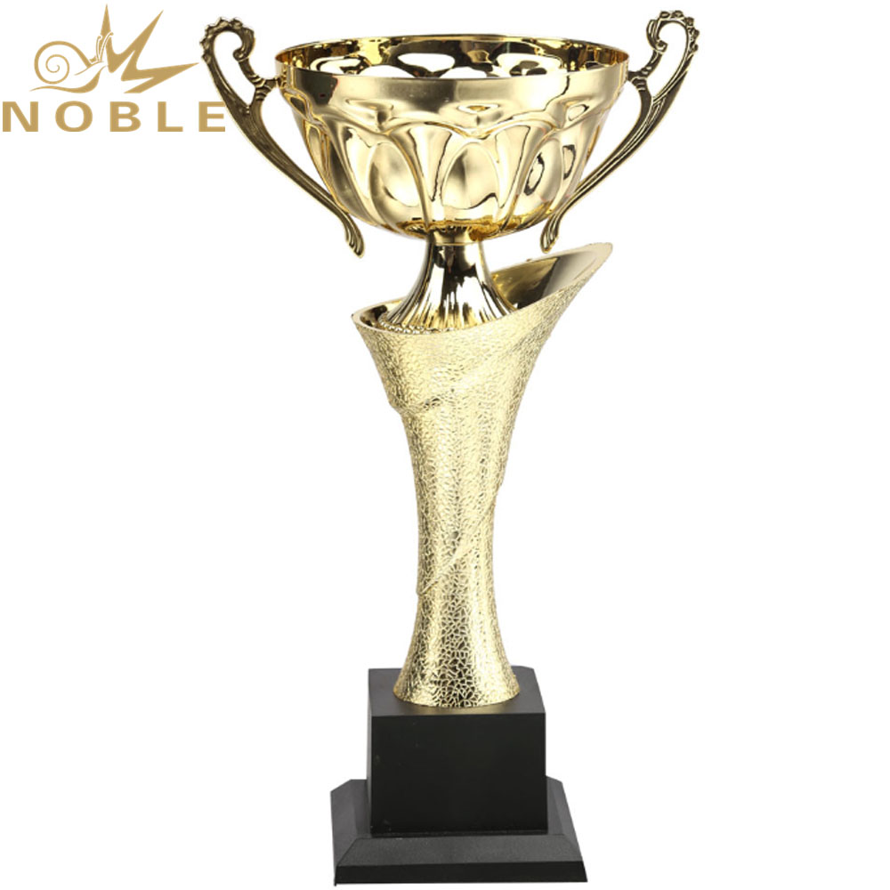 New Design High Quality Metal Cup Trophy for Champion Sports