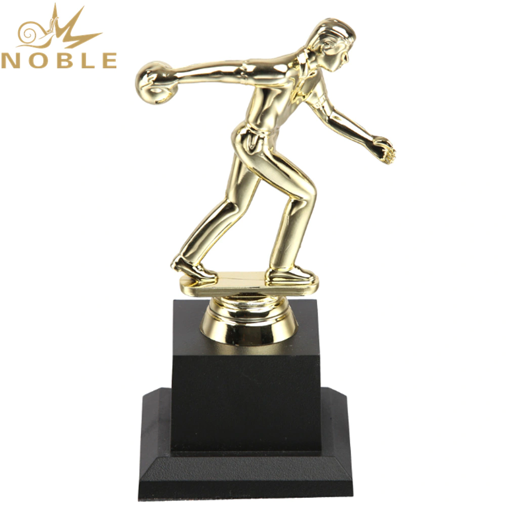 New Design Plastic Figurine Award Custom Sports Bowling Trophy