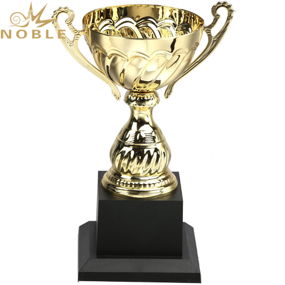 High Quality New Design Luxury Metal Cup Soprts Trophy