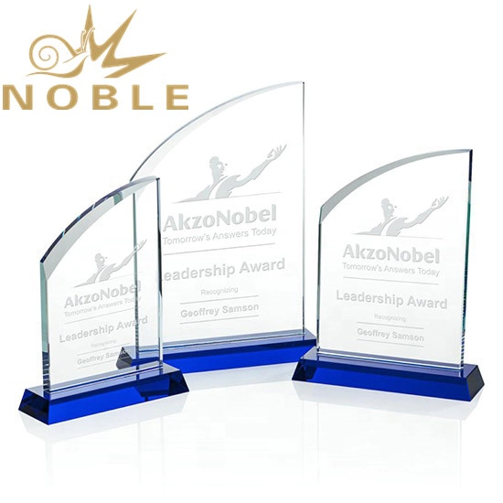 Noble Excellent New Design Optical Crystal Custom Plaque Award with Blue Base