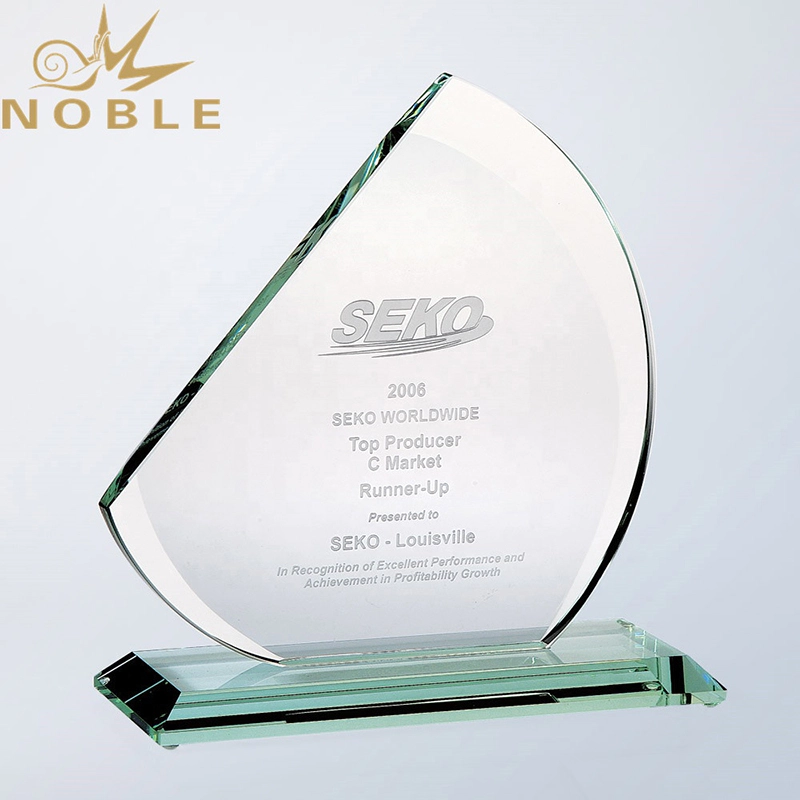 Cheap New Design Custom Glass Award Trophy