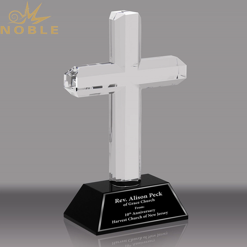 Noble Custom Crystal Cross Award with Black Crystal Base