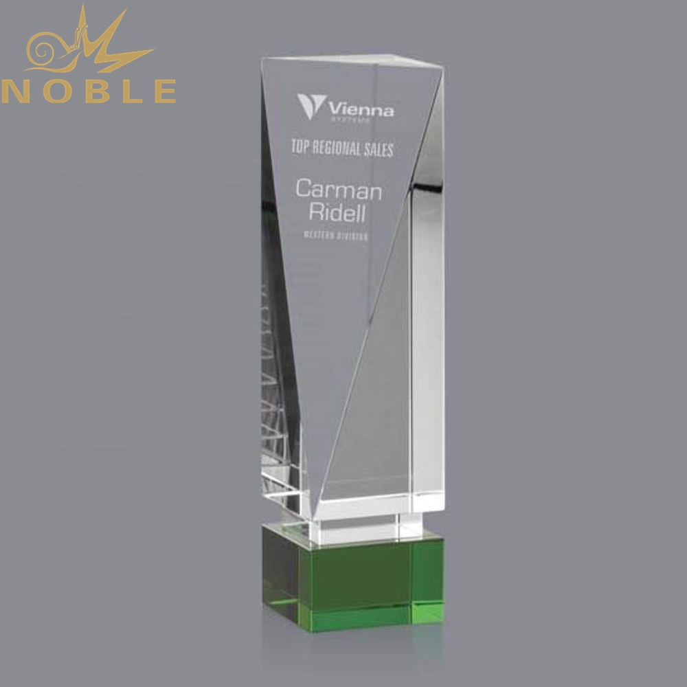 New Design Free Engraving Custom Crystal Block Award with Green Base