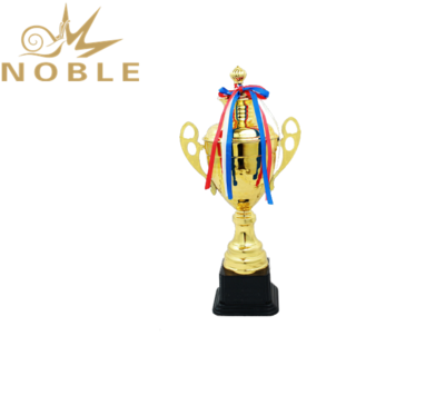 Different Sizes Available Custom Metal Sports Champion Trophy