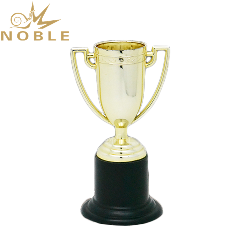 Small Size Plastic Cup Trophy for Kids