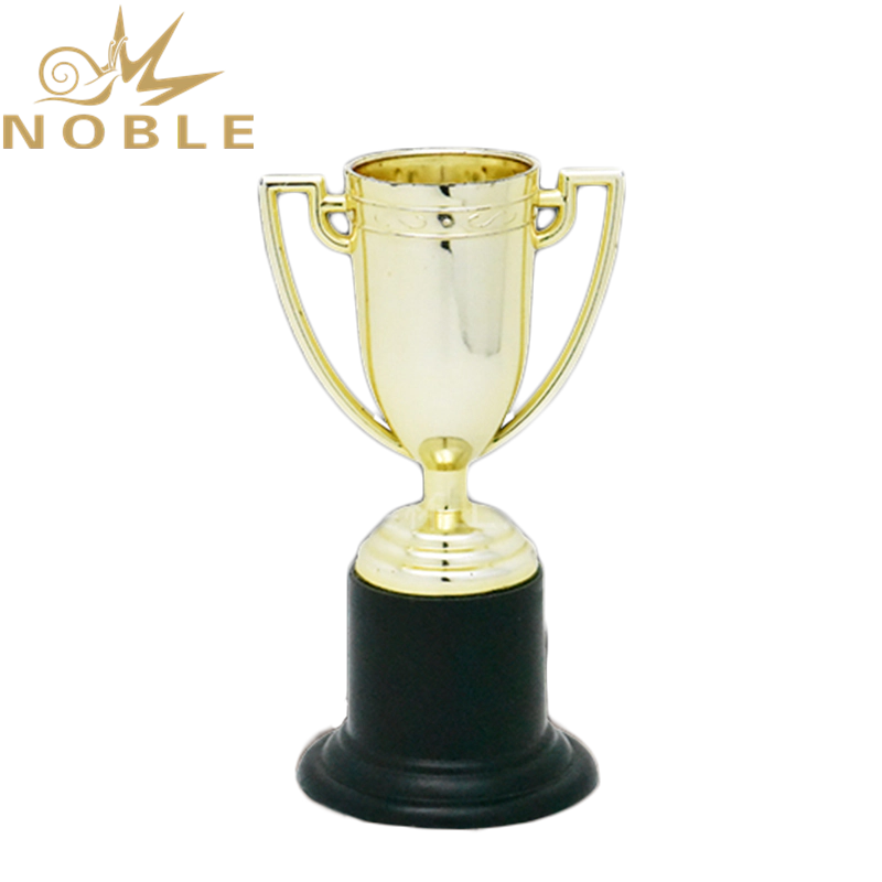 Small Size Plastic Cup Trophy for Kids