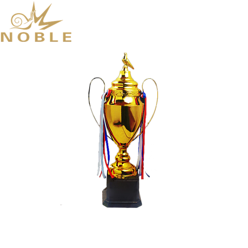 Wholesale Professional Manufacturer High Quality Metal Cup Trophy with Pigeon Figurine