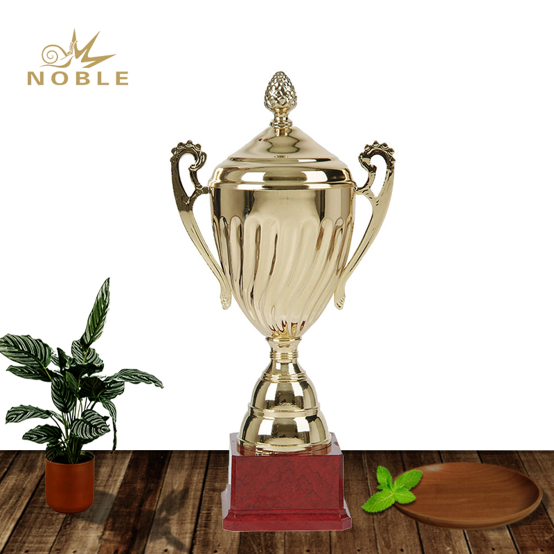 Popular High Quality Championship Cup Metal Trophy with Lid