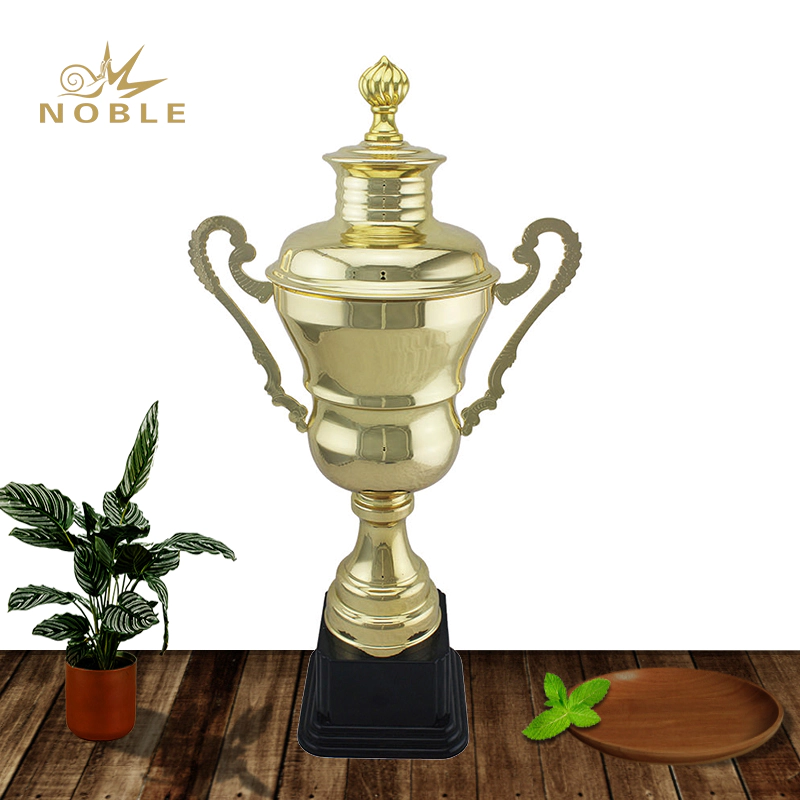 High Quality Gold Plated Metal Judo Trophy for Sports Clubs