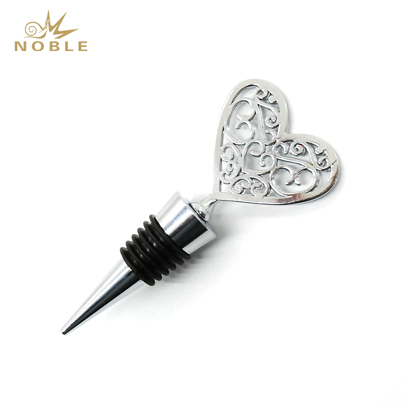 Wine Stoppers Reusable Wine Preserver Craft Wine Condom Bottle Stopper Parts Heart Charm Wedding gifts
