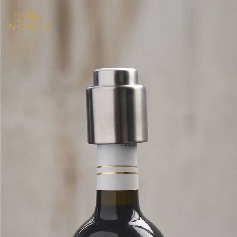 Best Selling Stainless Steel Pour Cap Vacuum Sealed Wine Bottle Stopper