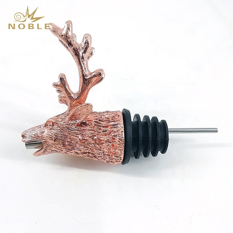 Unique Design Funny Bottle Pourer Deer Head Wine Pourer Spout
