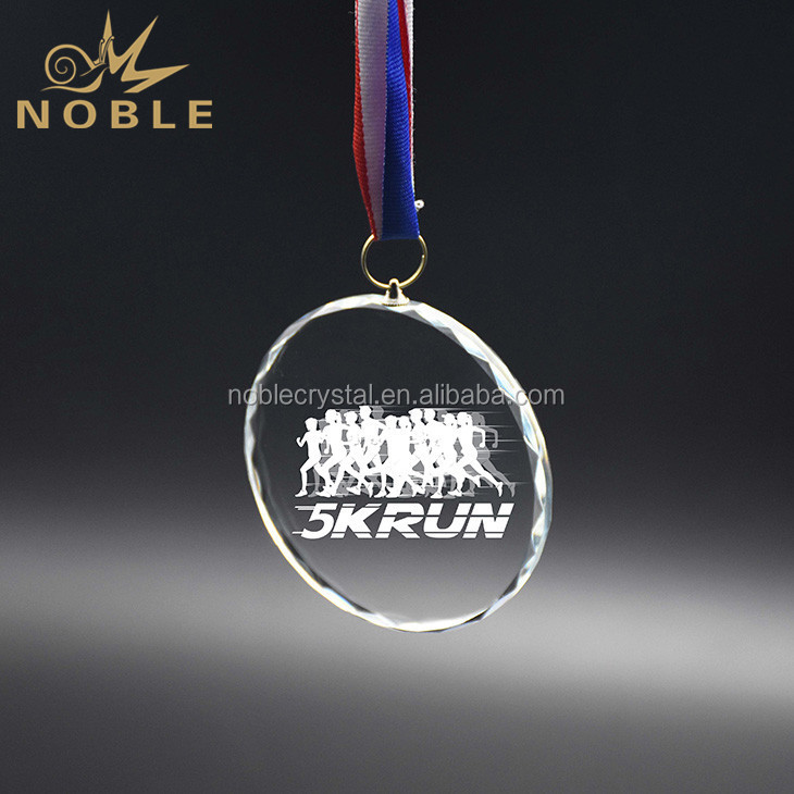New Design Custom Logo Round Sports Trophy Crystal Marathon Medal