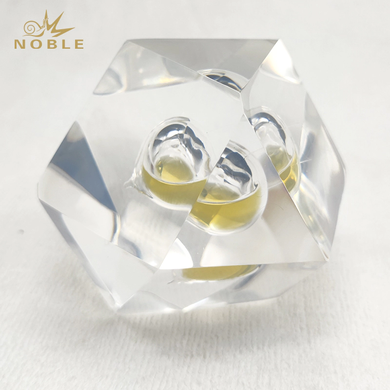 Noble Awards Customized Made Oil Drop Embedment Acrylic Paperweight Award