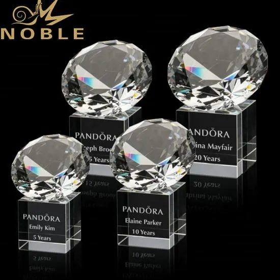 High quality free engraving souvenir gift custom diamond crystal trophy