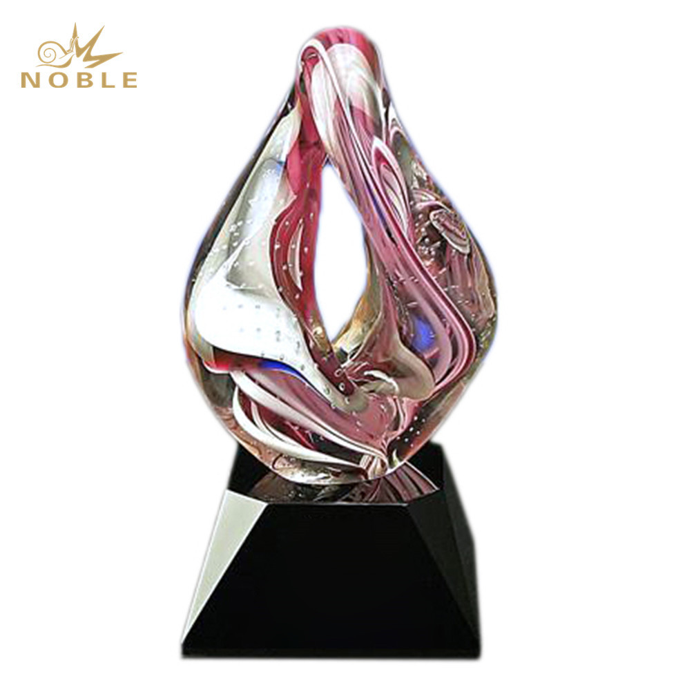 High Quality Hand Blown Custom Color Glass Home Decoration Gifts Art Glass Trophy