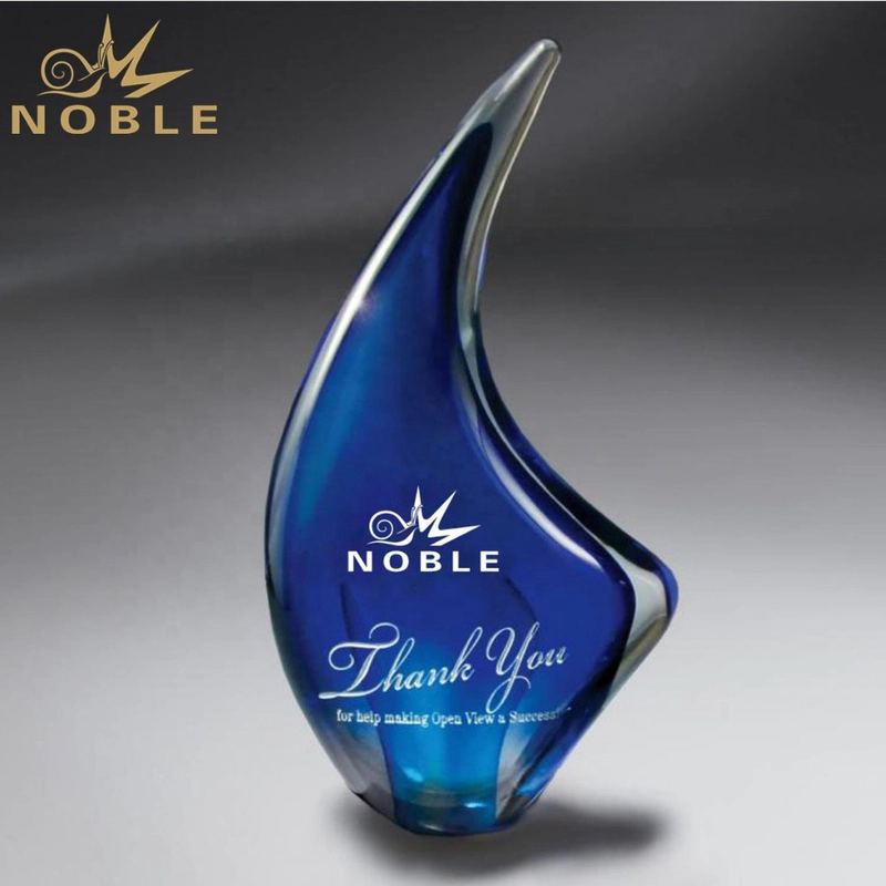 Noble free engraving custom blue award new design hand blown art glass trophy