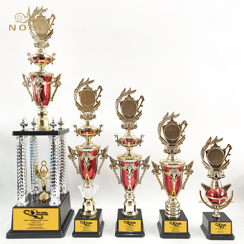 Wholesale Custom Gold Silver Bronze Metal Sport Badminton Award Champion Trophy Cup