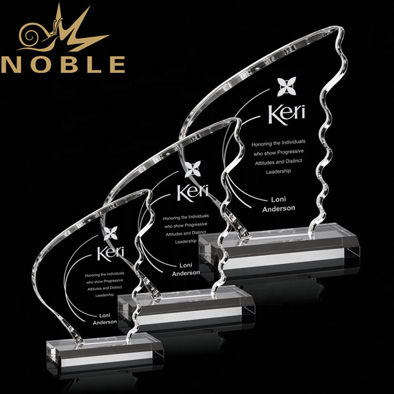Excellent Unique new design high quality winged shape custom crystal trophy award
