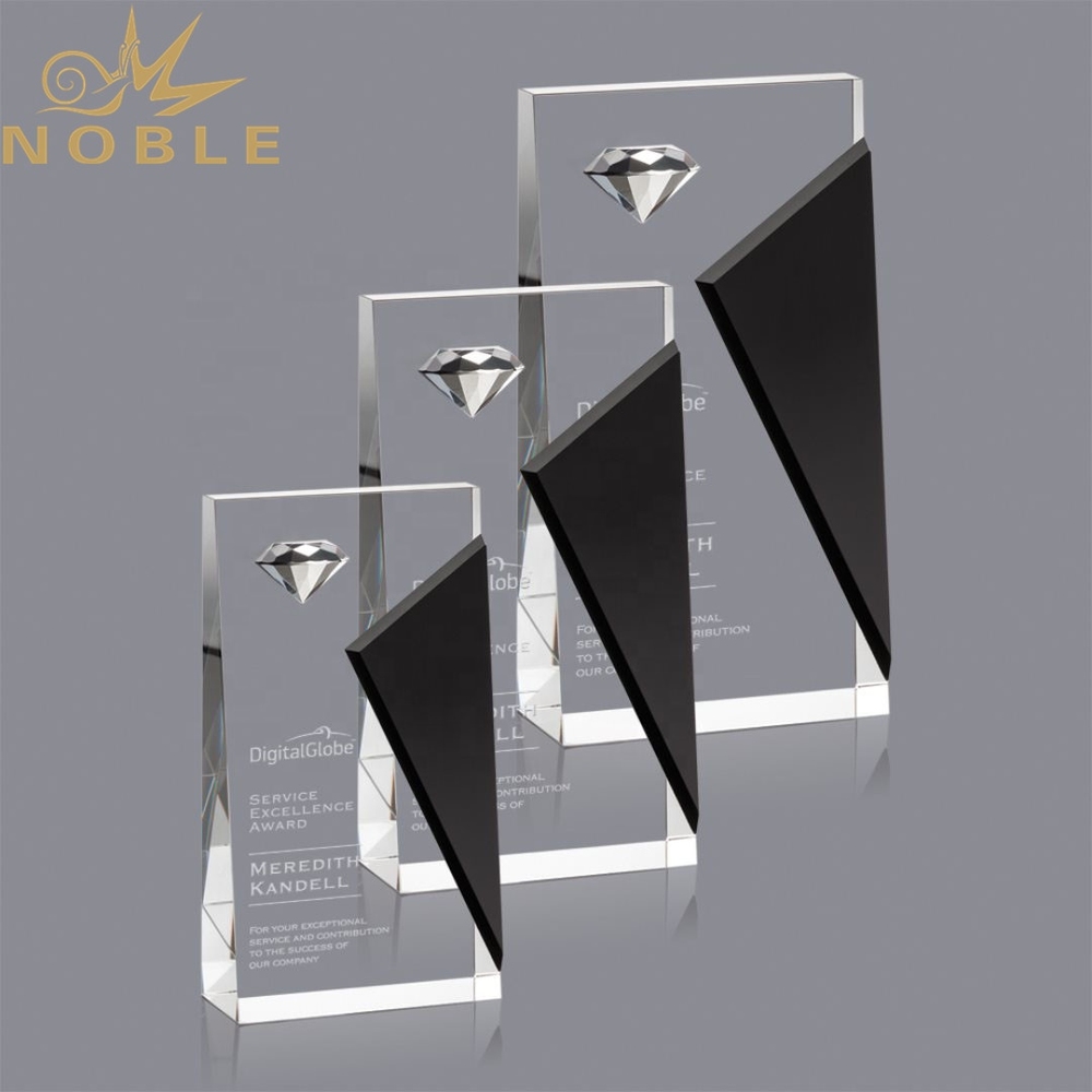 new design high quality crystal wedge trophy with diamond