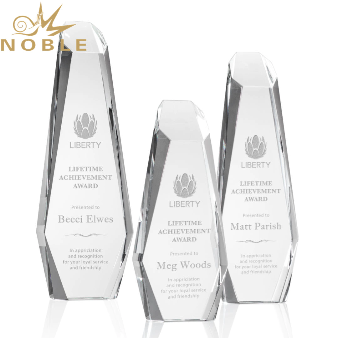 Noble Unique new design free engraving custom crystal block award