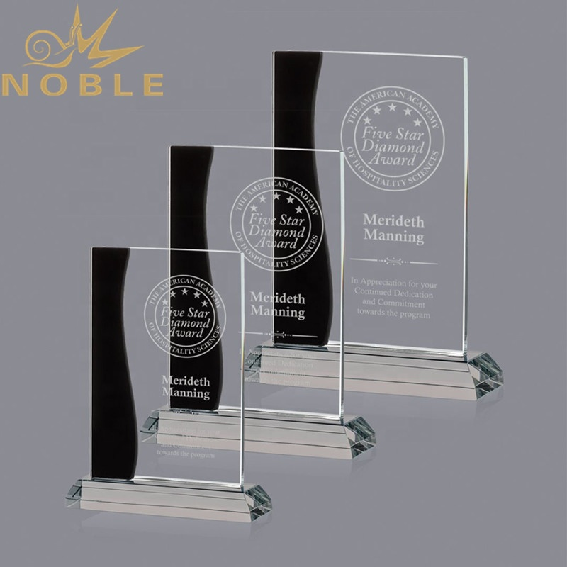 Noble custom crystal recognition plaque award