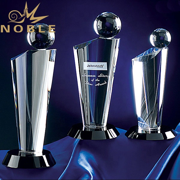 Excellent new design high quality custom crystal awards with crystal ball