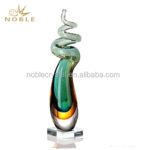 Elegant Design Gifts Favor Hand Blown Custom Art Glass Trophy Award