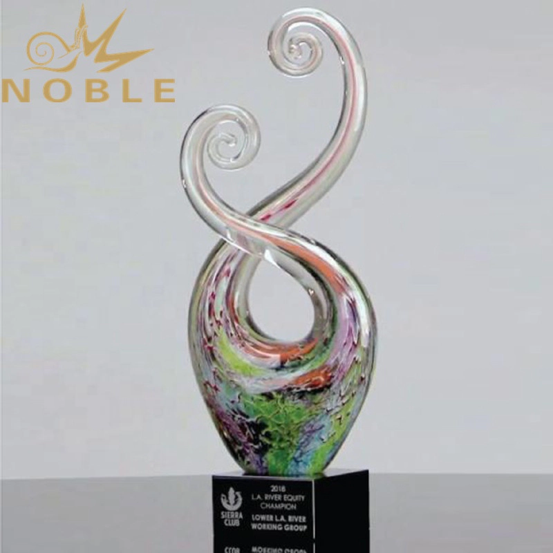 Noble high quality best selling Party Twist Art Glass Award