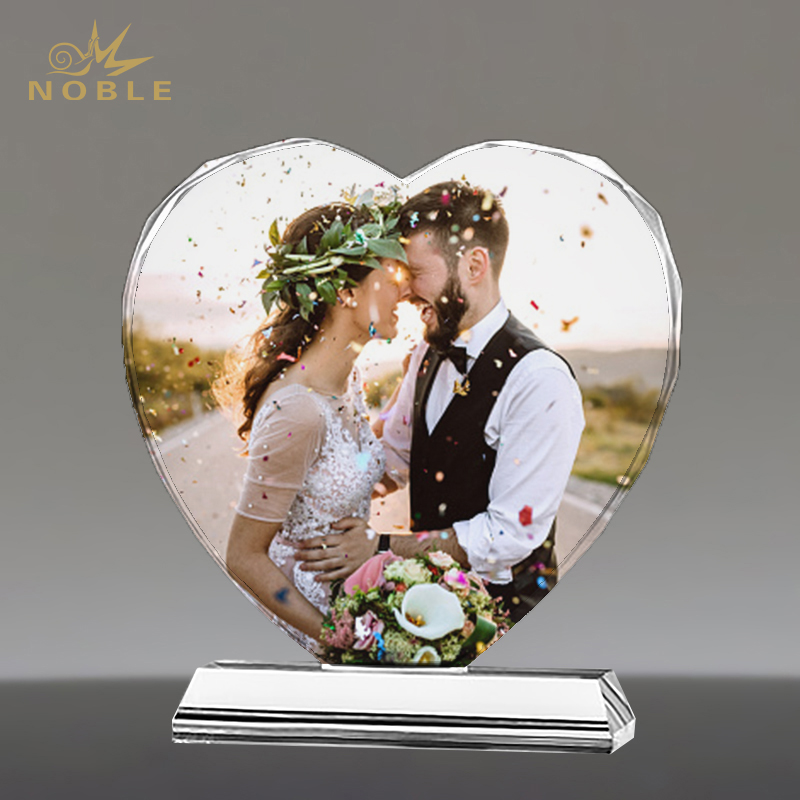 Popular Custom Plaque Crystal Wedding Souvenir Favor Crystal love Heart Gifts