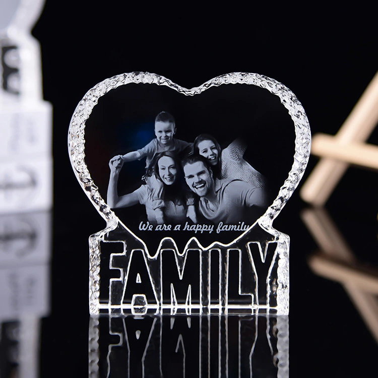 Best Selling Custom Engraving Happy Family Souvenir Crystal Iceberg Gifts