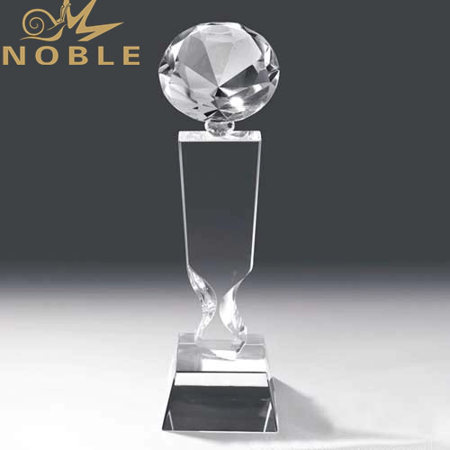 Noble High quality Free engraving Clear Crystal Diamond award trophy