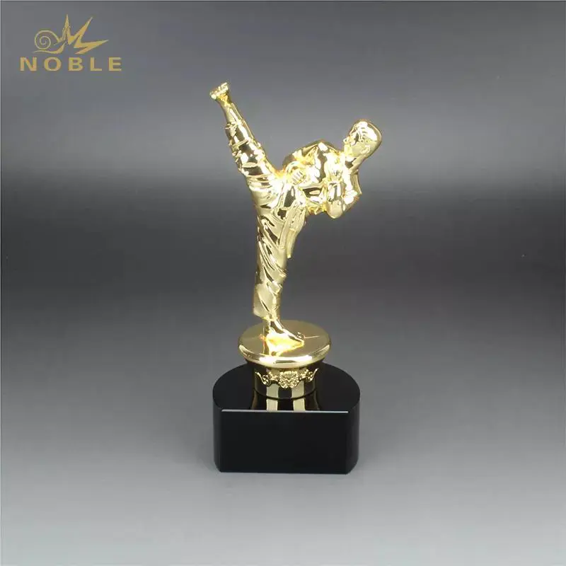 High Quality Metal Sports Championship Taekwondo Figurine Trophy
